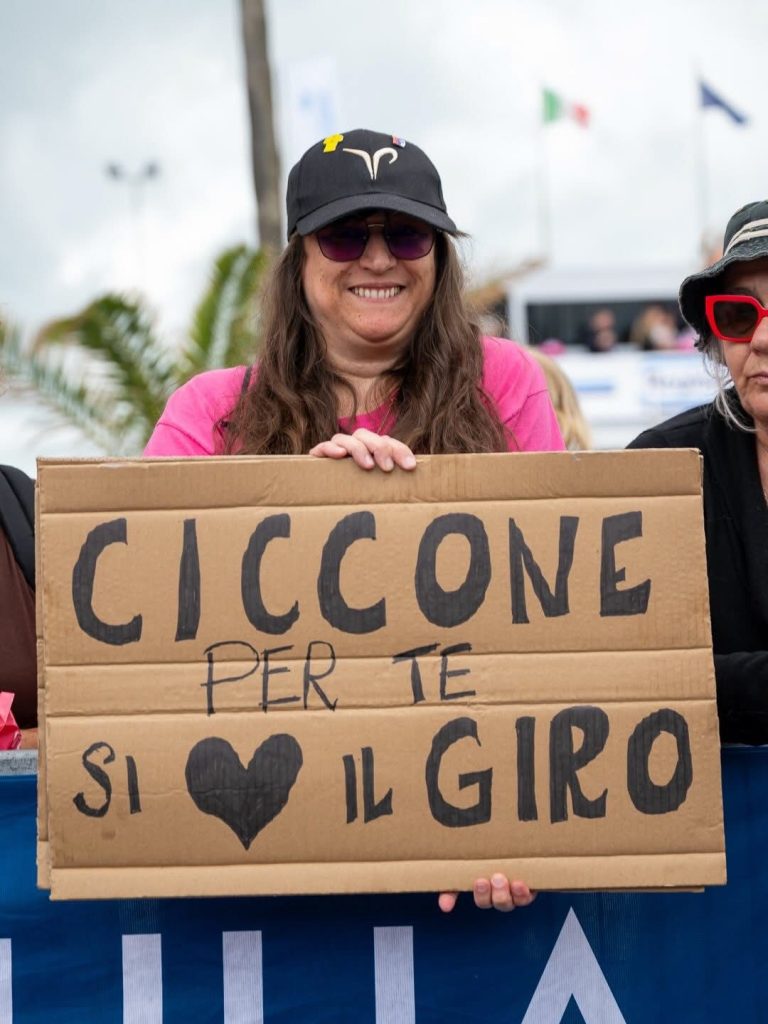 Giro d’Italia, Ganna domina la crono: Eulalio resta in rosa per 27 secondi