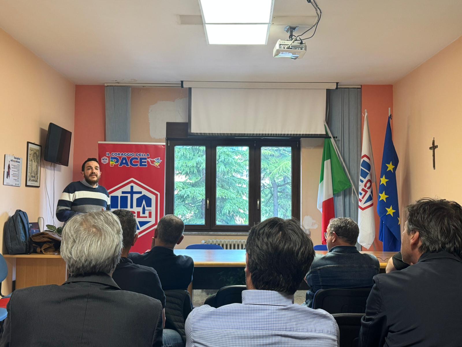 AVELLINO. Pianodardine e sviluppo industriale: confronto con lavoratori e sindacati su sicurezza, infrastrutture e vertenze aperte AVELLINO. Pianodardine e sviluppo industriale: confronto con lavoratori e sindacati su sicurezza, infrastrutture e vertenze aperte