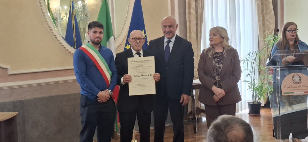 Avellino, onorificenze al Merito della Repubblica: riconoscimento al quadrellese Raffaele Mancaniello