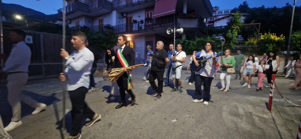 Quadrelle celebra il Corpus Domini: fede, tradizione e partecipazione della comunità. Foto e video