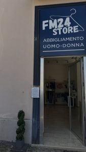 FM24 Store, la scommessa vinta di Manuela e Felice: a 20 e 19 anni conquistano il Mandamento con il loro negozio