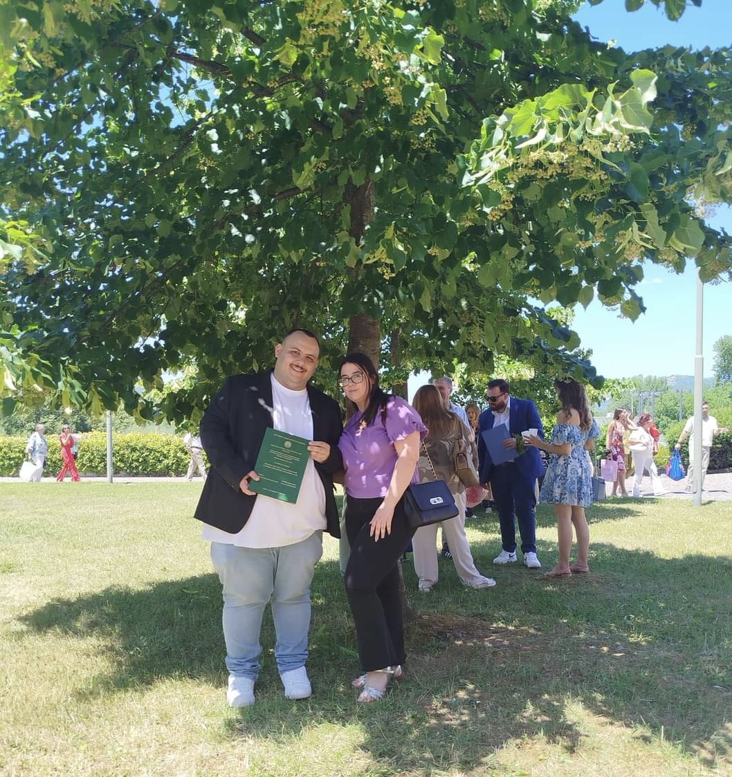 BAIANO – Doppia festa per Luigi Lippiello: laurea e onomastico nello stesso giorno BAIANO – Doppia festa per Luigi Lippiello: laurea e onomastico nello stesso giorno