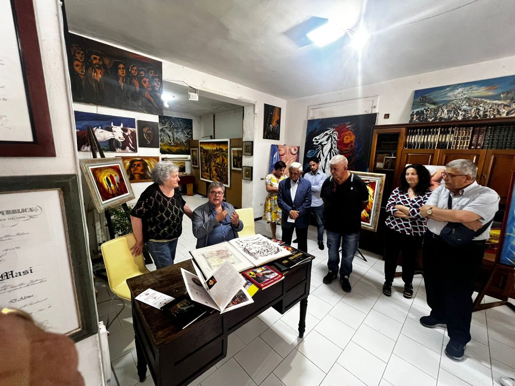 Sperone rende omaggio a Fernando Masi: inaugurata la mostra dedicata al maestro dell’arte Sperone rende omaggio a Fernando Masi: inaugurata la mostra dedicata al maestro dell’arte
