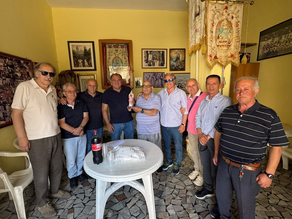 Mugnano del Cardinale, ad Antonio Guerriero il grazie del comitato Festa e Battenti: “La tua disponibilità è il dono più grande”(foto e video)