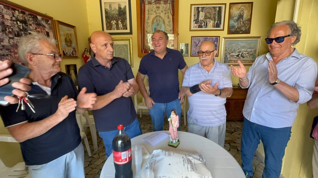 Mugnano del Cardinale, ad Antonio Guerriero il grazie del comitato Festa e Battenti: “La tua disponibilità è il dono più grande”(foto e video)