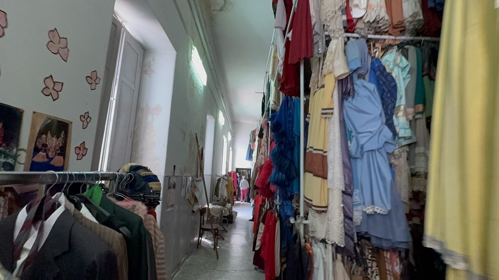 Mugnano del Cardinale, dietro il Corteo Storico di Santa Filomena c’è un pezzo di storia del teatro italiano: il mondo di Canzanella Costumi