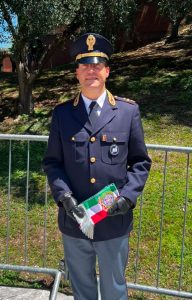 Vallo di Lauro in festa: Salvatore Grasso giura da Commissario della Polizia di Stato