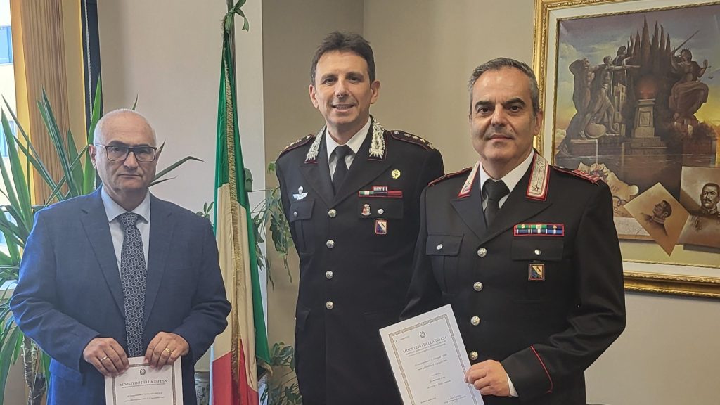 Avellino   cerimonia dei Carabinieri: altri cinque Marescialli assegnati al Comando Provinciale di Avellino e medaglie d’oro al merito di lungo comando a due sottoufficiali