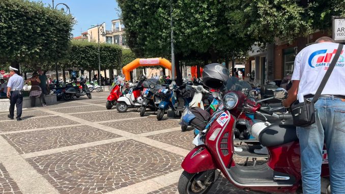 Vespa_tre_gg (5)