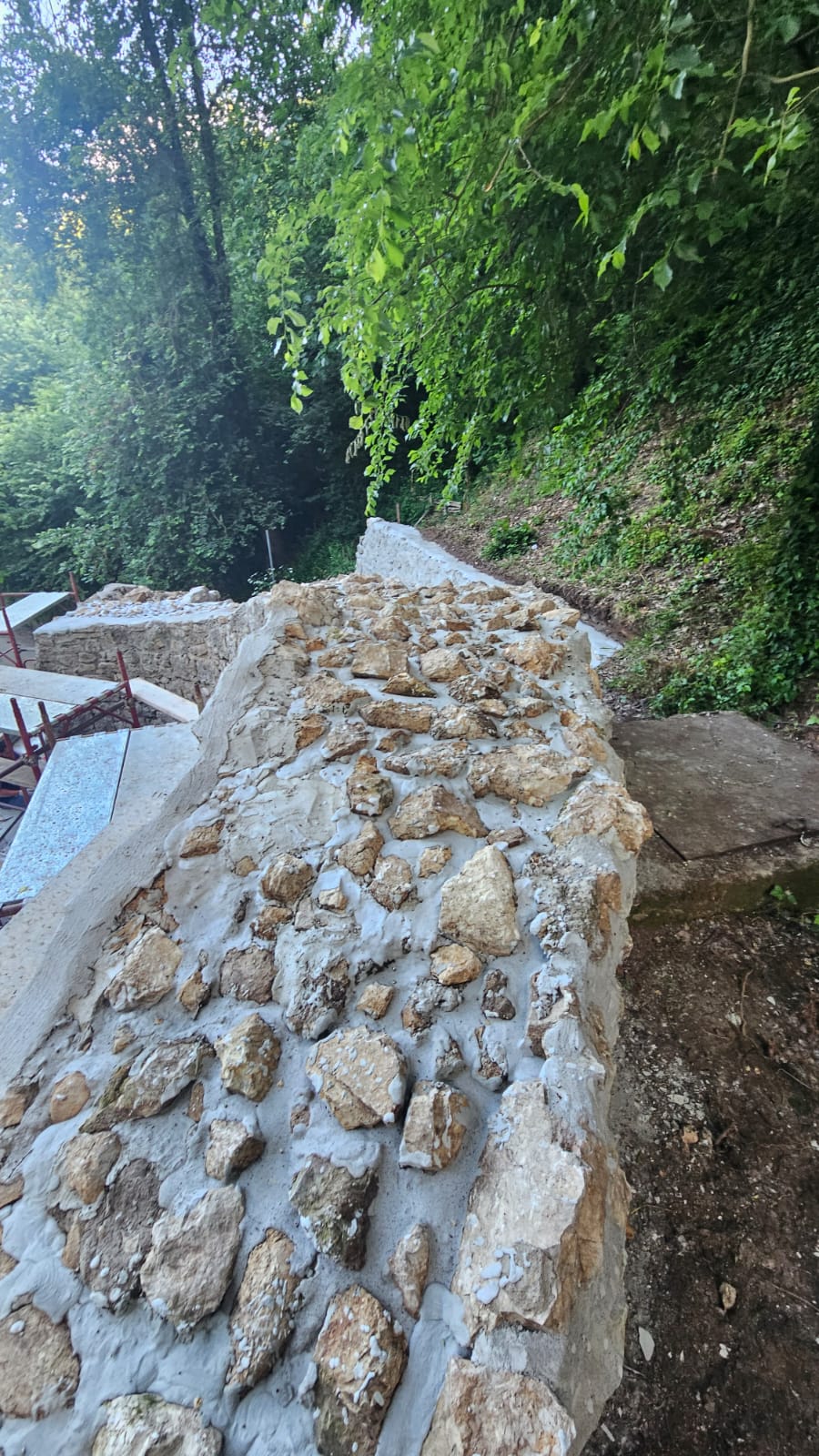 Sperone, quasi ultimati i lavori di mitigazione del rischio idrogeologico: rinascono lantica Fontana e la Cappella dellAssunta. FOTO E VIDEO Sperone, quasi ultimati i lavori di mitigazione del rischio idrogeologico: rinascono lantica Fontana e la Cappella dellAssunta. FOTO E VIDEO
