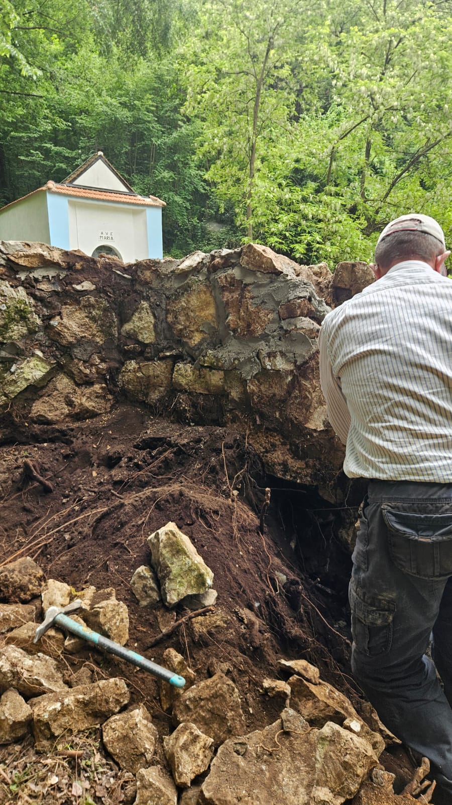 Sperone, quasi ultimati i lavori di mitigazione del rischio idrogeologico: rinascono lantica Fontana e la Cappella dellAssunta. FOTO E VIDEO Sperone, quasi ultimati i lavori di mitigazione del rischio idrogeologico: rinascono lantica Fontana e la Cappella dellAssunta. FOTO E VIDEO