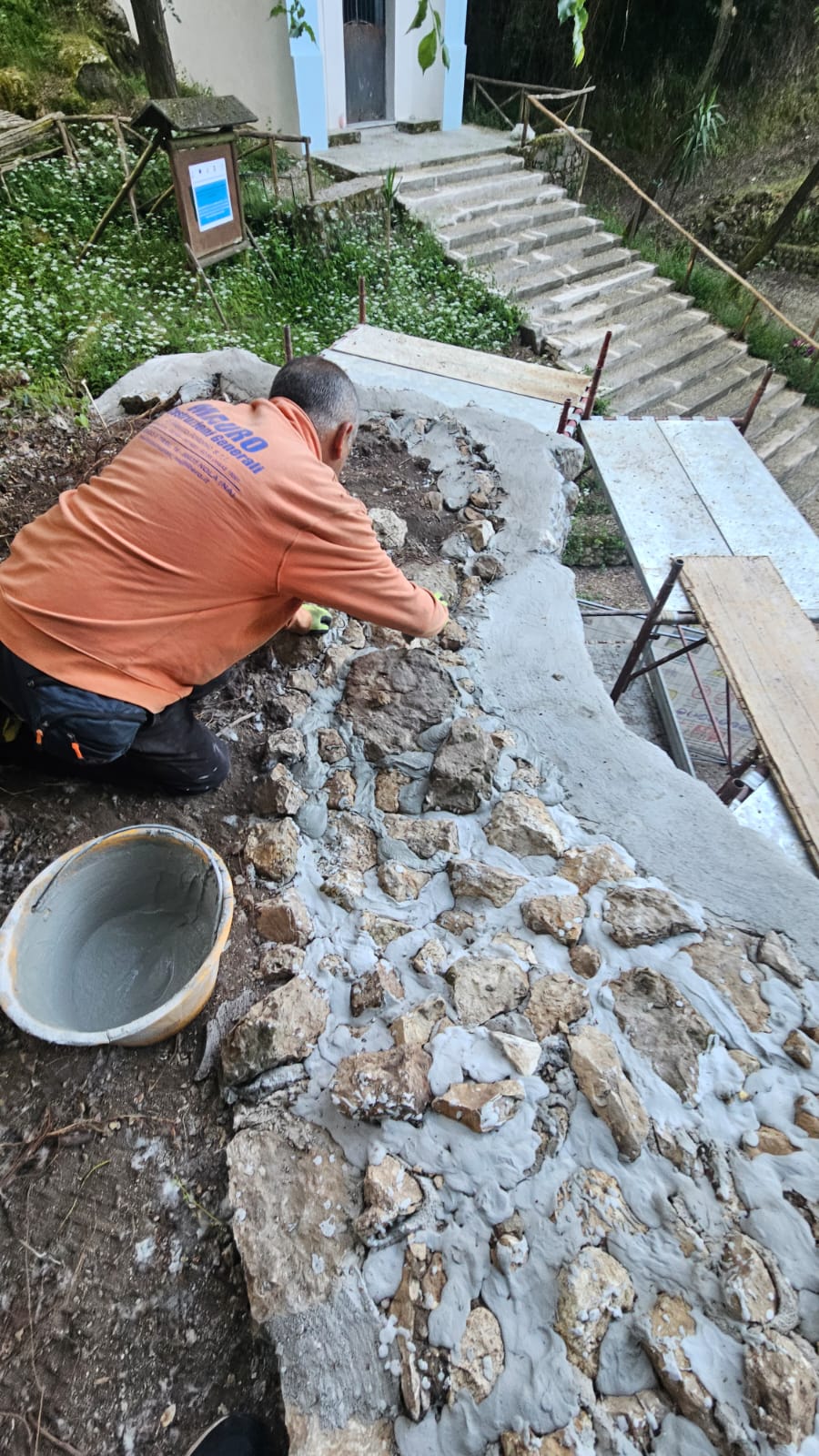 Sperone, quasi ultimati i lavori di mitigazione del rischio idrogeologico: rinascono lantica Fontana e la Cappella dellAssunta. FOTO E VIDEO Sperone, quasi ultimati i lavori di mitigazione del rischio idrogeologico: rinascono lantica Fontana e la Cappella dellAssunta. FOTO E VIDEO