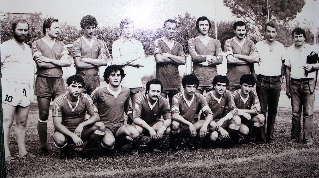 Palloni di cuoio e calciatori di una volta ; Diciannovesima puntata – Pietro Bianco, il professore del centrocampo che ha trasformato il calcio in pensiero (Foto) Palloni di cuoio e calciatori di una volta ; Diciannovesima puntata – Pietro Bianco, il professore del centrocampo che ha trasformato il calcio in pensiero (Foto)