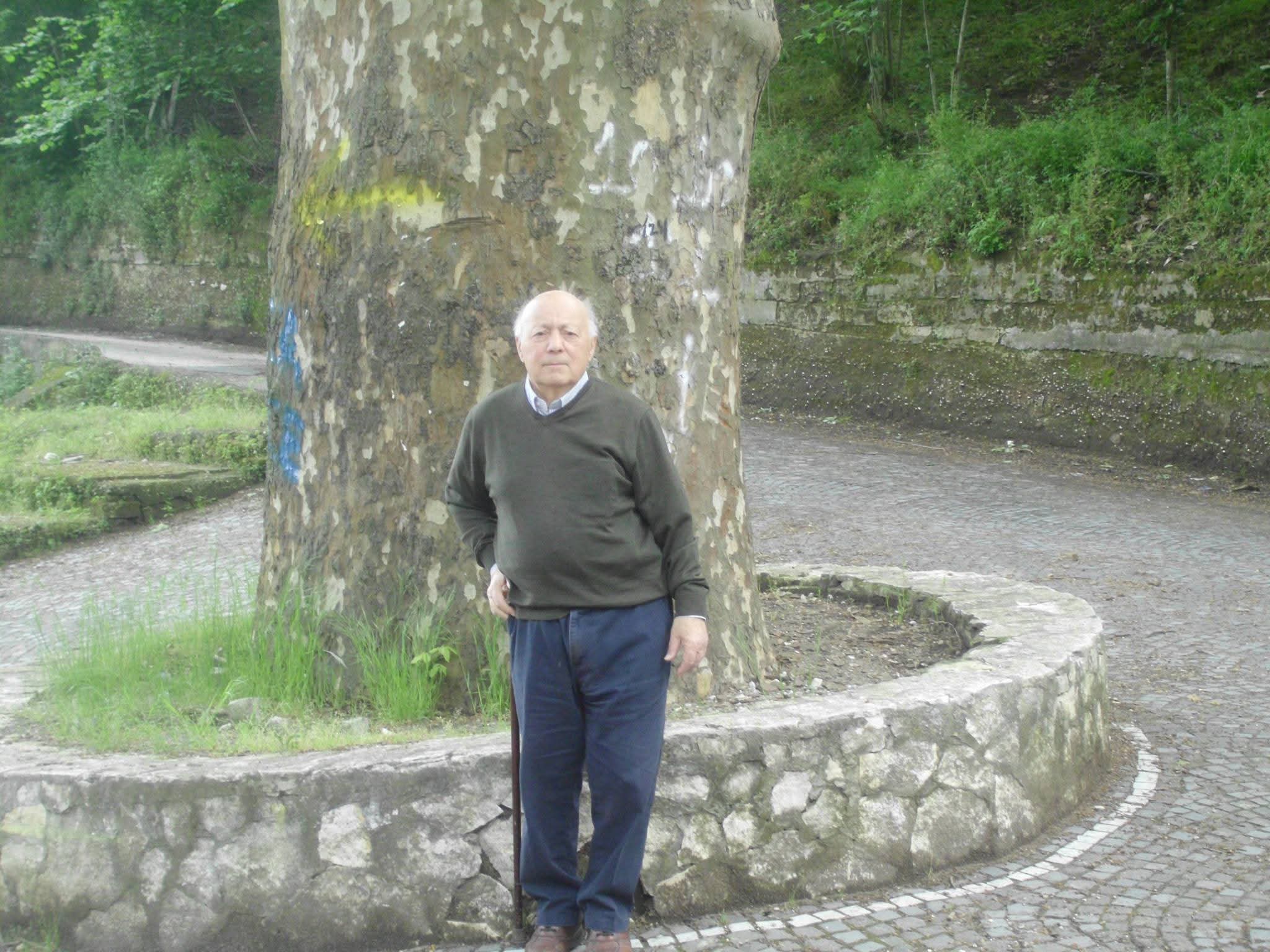 Baiano Auguri di buon compleanno a Romeo Lieto. Auguri di cuore per i tuoi 88 anni! Baiano Auguri di buon compleanno a Romeo Lieto. Auguri di cuore per i tuoi 88 anni!