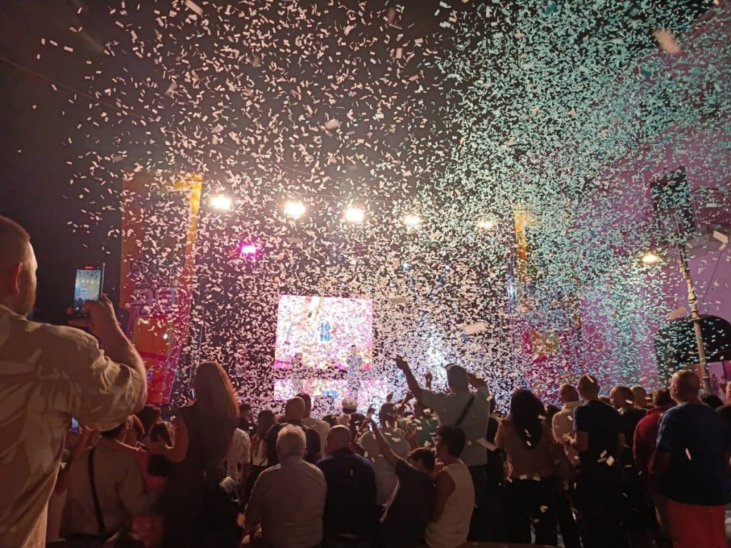 Mugnano del Cardinale esplode con “Nostalgia ’90”: Piazza Cardinale diventa la capitale del divertimento Mugnano del Cardinale esplode con “Nostalgia ’90”: Piazza Cardinale diventa la capitale del divertimento