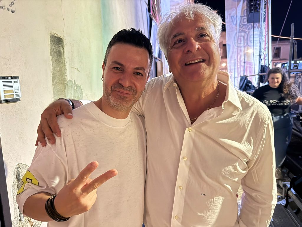 Mugnano del Cardinale esplode con “Nostalgia ’90”: Piazza Cardinale diventa la capitale del divertimento