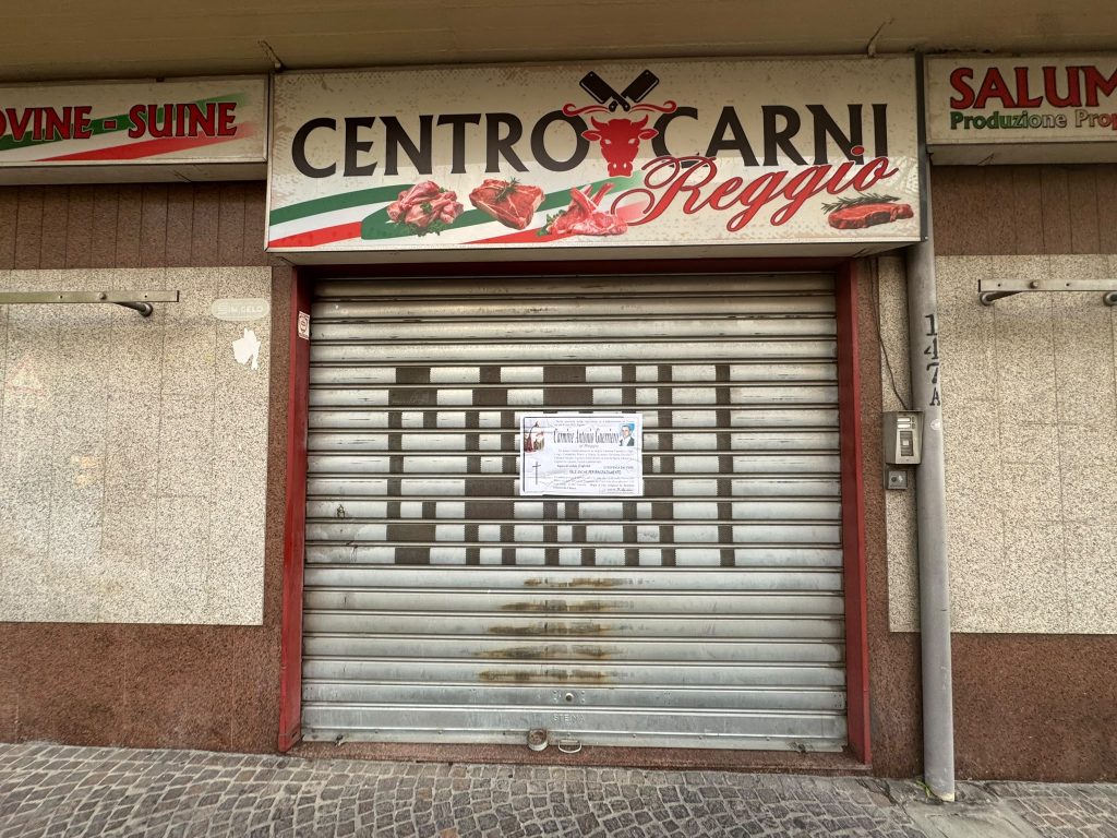 Mugnano del Cardinale in lutto: addio a Carmine Antonio Guerriero, storico volto della Macelleria Jolly