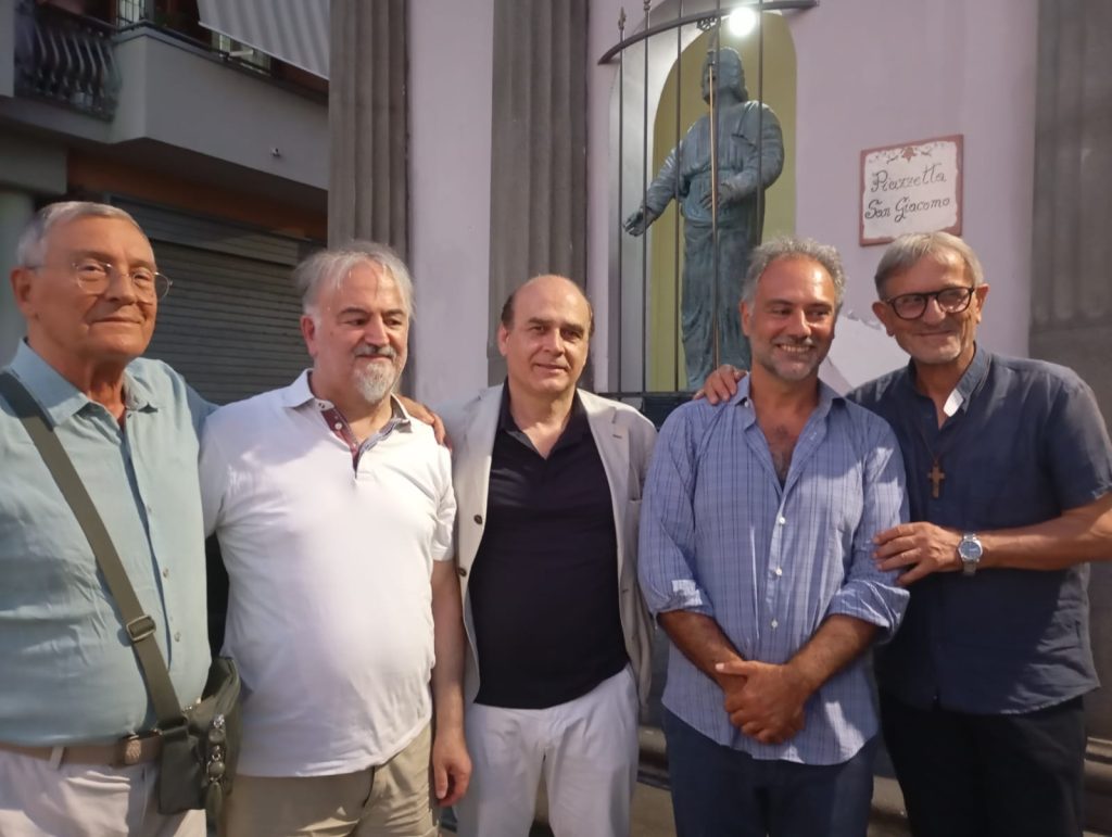 Mugnano del Cardinale ricorda Paolo Borsellino: La cultura è l’arma contro le mafie. Una piazza piena, una comunità unita. Mugnano del Cardinale ricorda Paolo Borsellino: La cultura è l’arma contro le mafie. Una piazza piena, una comunità unita.