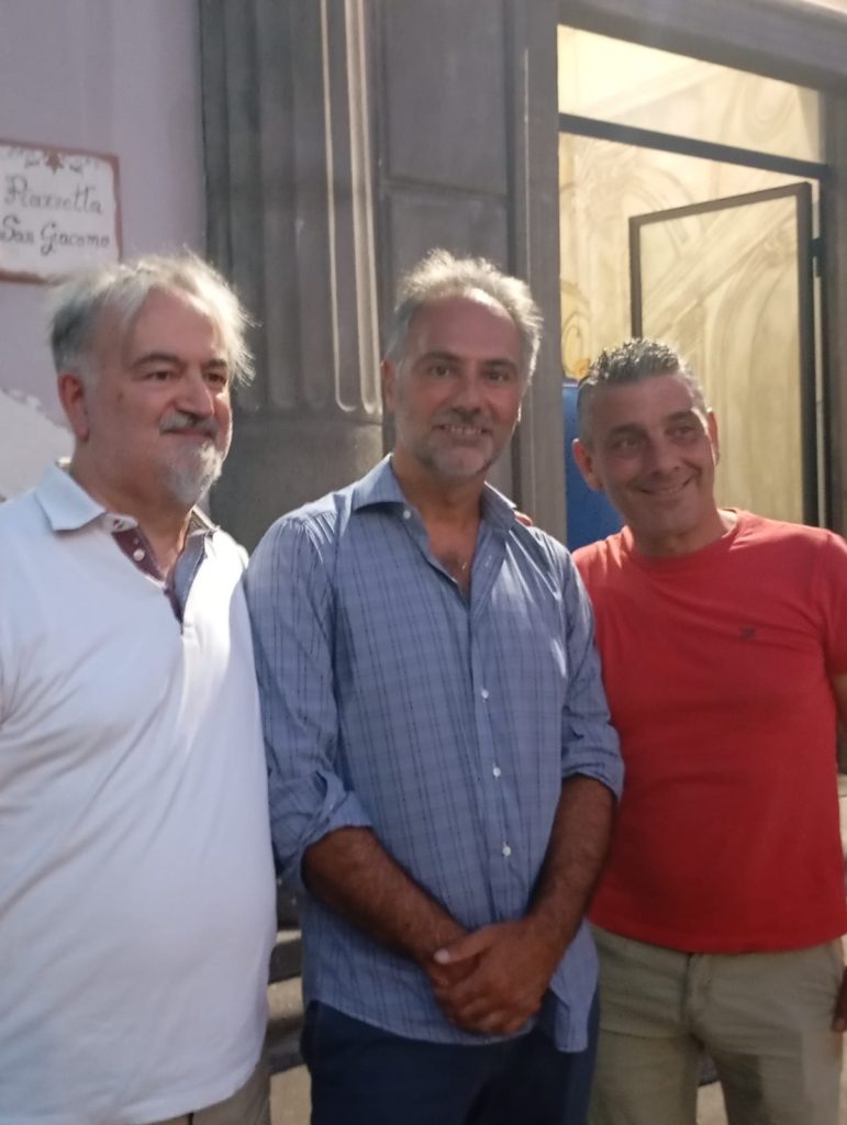 Mugnano del Cardinale ricorda Paolo Borsellino: La cultura è l’arma contro le mafie. Una piazza piena, una comunità unita. Mugnano del Cardinale ricorda Paolo Borsellino: La cultura è l’arma contro le mafie. Una piazza piena, una comunità unita.
