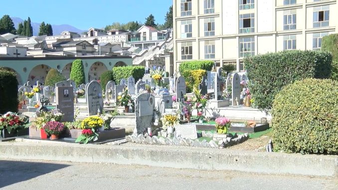 cimitero.00_00_40_07.Immagine001