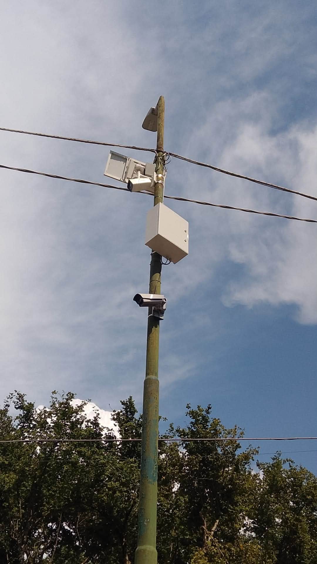 Sicurezza urbana, al via il potenziamento della videosorveglianza: nuove telecamere e lettori targhe sul territorio Sicurezza urbana, al via il potenziamento della videosorveglianza: nuove telecamere e lettori targhe sul territorio