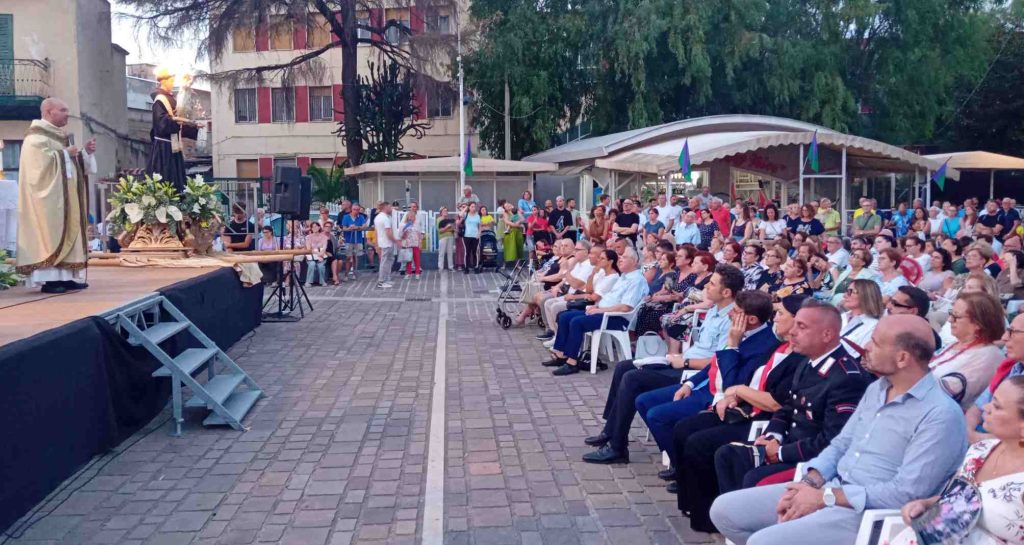 Brusciano, al via la 151ª Festa dei Gigli: fede, tradizione e cultura nel segno di Sant’Antonio Brusciano, al via la 151ª Festa dei Gigli: fede, tradizione e cultura nel segno di Sant’Antonio