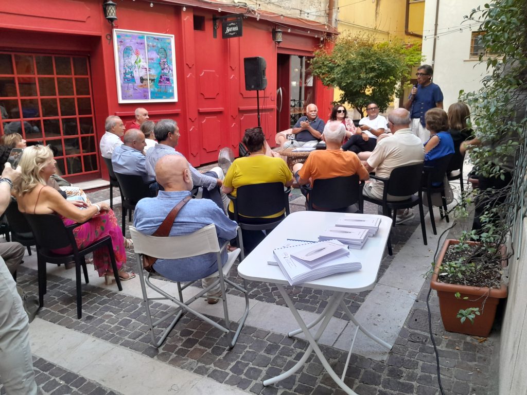 Benevento, serata culturale al centro storico, con lUnione Italiana dei Ciechi e degli Ipovedenti. Benevento, serata culturale al centro storico, con lUnione Italiana dei Ciechi e degli Ipovedenti.