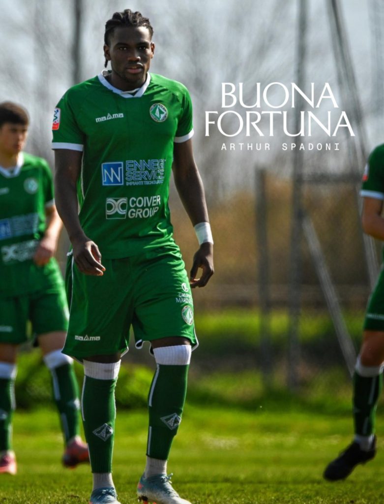 U.S. Avellino. Spadoni in prestito al Crotone e Gambardella, acquisito dal Napoli, allArzignano Valchiampo U.S. Avellino. Spadoni in prestito al Crotone e Gambardella, acquisito dal Napoli, allArzignano Valchiampo