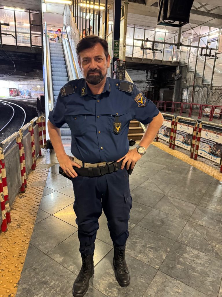 Stazione Napoli Garibaldi: lalto valore professionale e umano delle Guardie Giurate in prima linea per la sicurezza di tutti Stazione Napoli Garibaldi: lalto valore professionale e umano delle Guardie Giurate in prima linea per la sicurezza di tutti