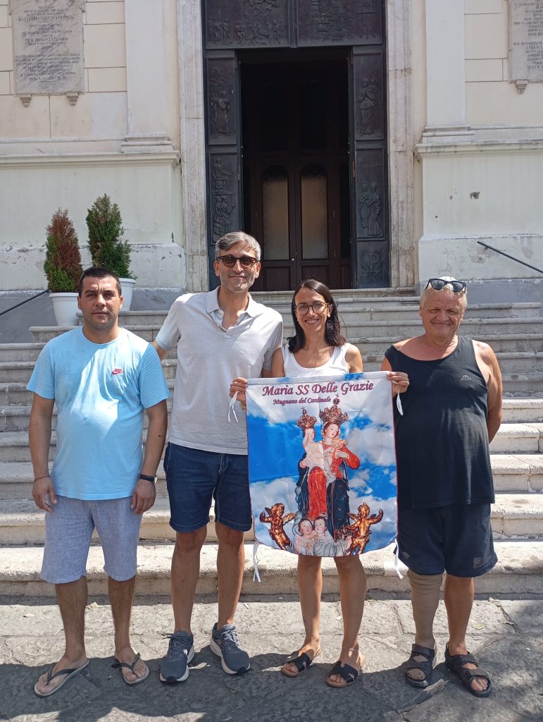 Mugnano: premiati vincitori del contest Addobba il tuo balcone con Maria