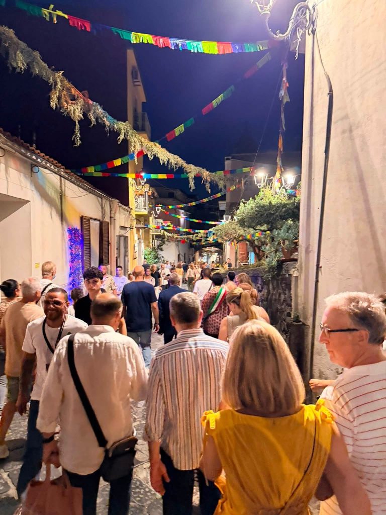 Somma Vesuviana, la magia della Festa delle Lucerne illumina il Borgo Casamale: un viaggio tra storia, fede e tradizione