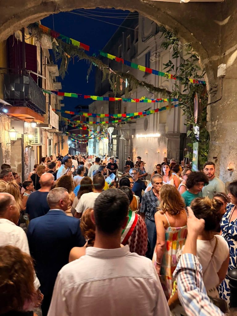 Somma Vesuviana, la magia della Festa delle Lucerne illumina il Borgo Casamale: un viaggio tra storia, fede e tradizione