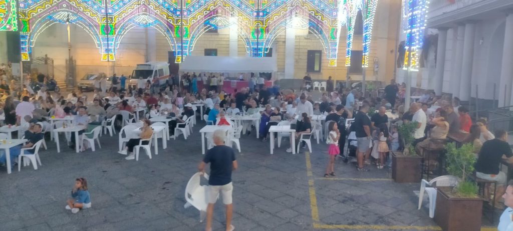Mugnano del Cardinale, grande successo per “Appetitosamente”: stasera si replica nel segno di Santa Filomena Mugnano del Cardinale, grande successo per “Appetitosamente”: stasera si replica nel segno di Santa Filomena