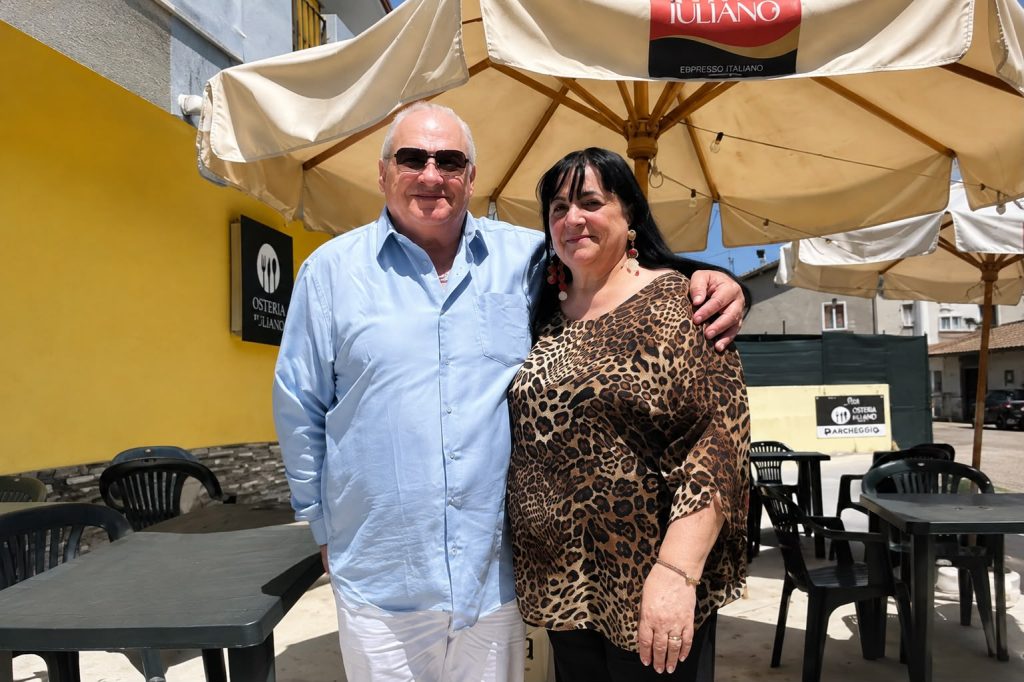 Sirignano, 50 anni d’amore per Antonietta e Giovanni: oggi si celebrano le Nozze d’Oro Sirignano, 50 anni d’amore per Antonietta e Giovanni: oggi si celebrano le Nozze d’Oro