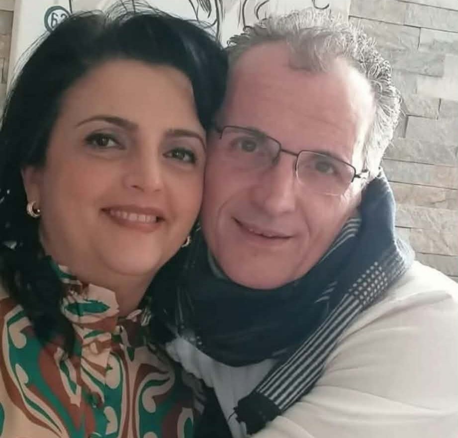 Tanti auguri a Raffaella Navarretta di Quadrelle per i suoi 50 ann Tanti auguri a Raffaella Navarretta di Quadrelle per i suoi 50 ann