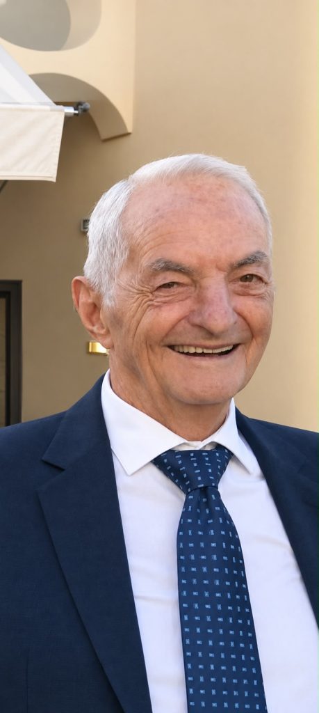 Napolitano Antonio di Sirignano compie 90 anni!