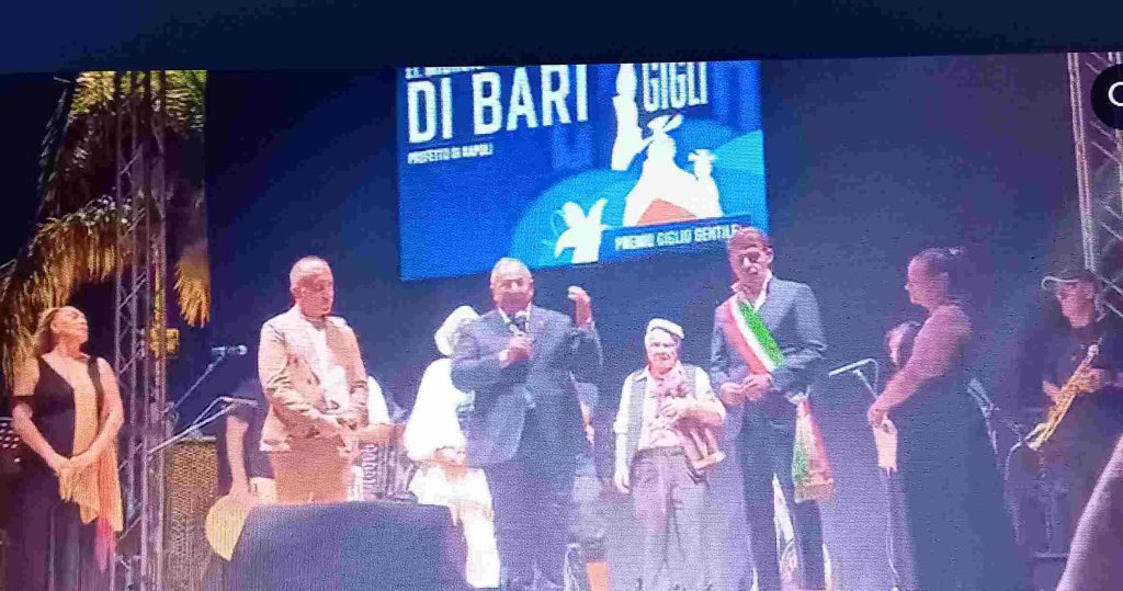 Brusciano, archiviata la 151ª Festa dei Gigli: fede, istituzioni e spettacolo per il gran finale Brusciano, archiviata la 151ª Festa dei Gigli: fede, istituzioni e spettacolo per il gran finale