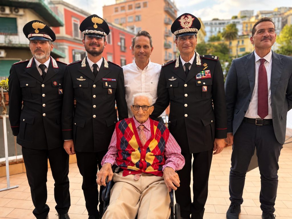 NAPOLI: 102 anni per il Brigadiere Giuseppe Mele. Oltre 35 anni nell’Arma dei Carabinieri