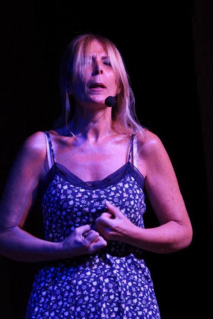 Teatro, musica e condivisione: Stefania Guarracino sul palco con i Mattatori