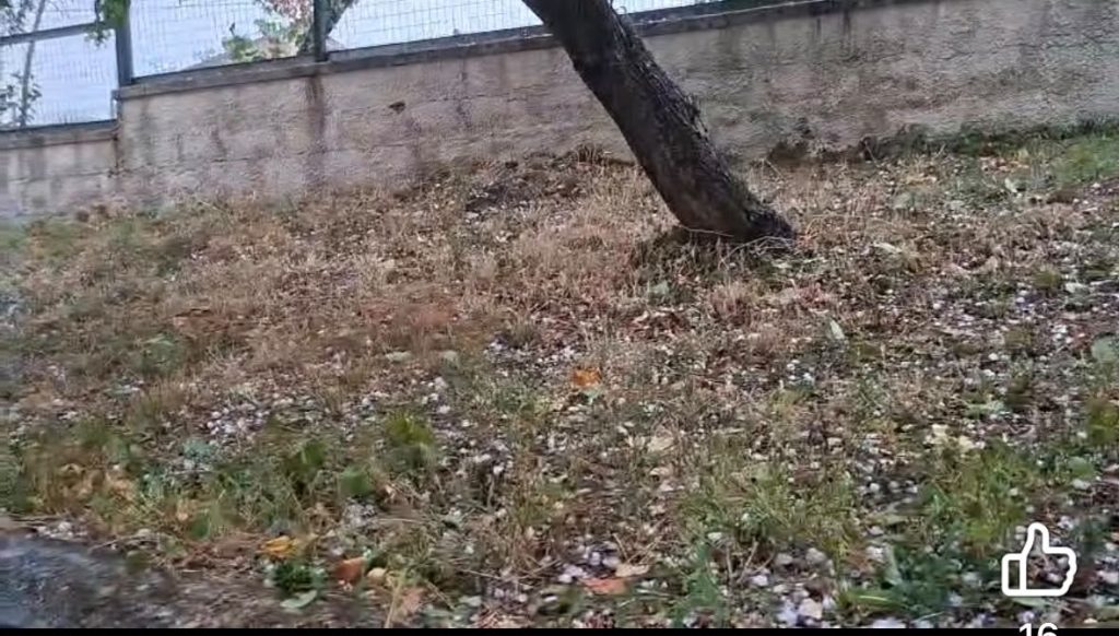 Irpinia, violente grandinate nel settore centro orientale: chicchi di grosse dimensioni