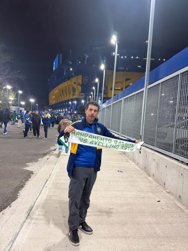 Da Sperone alla Bombonera: Javier D’Avanzo porta i colori dell’Avellino nel tempio del Boca Juniors