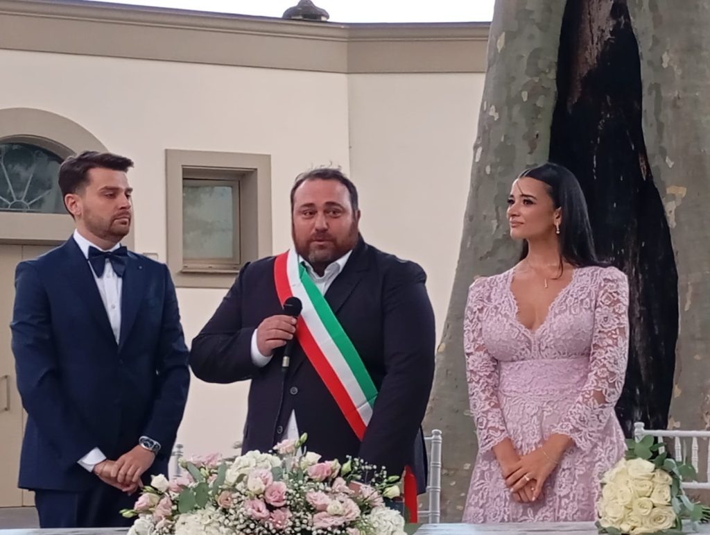 Lauro   Cimitile: Le Promesse di Matrimonio di Rossella e Raffaele: Un Sì che Profuma di Futuro*