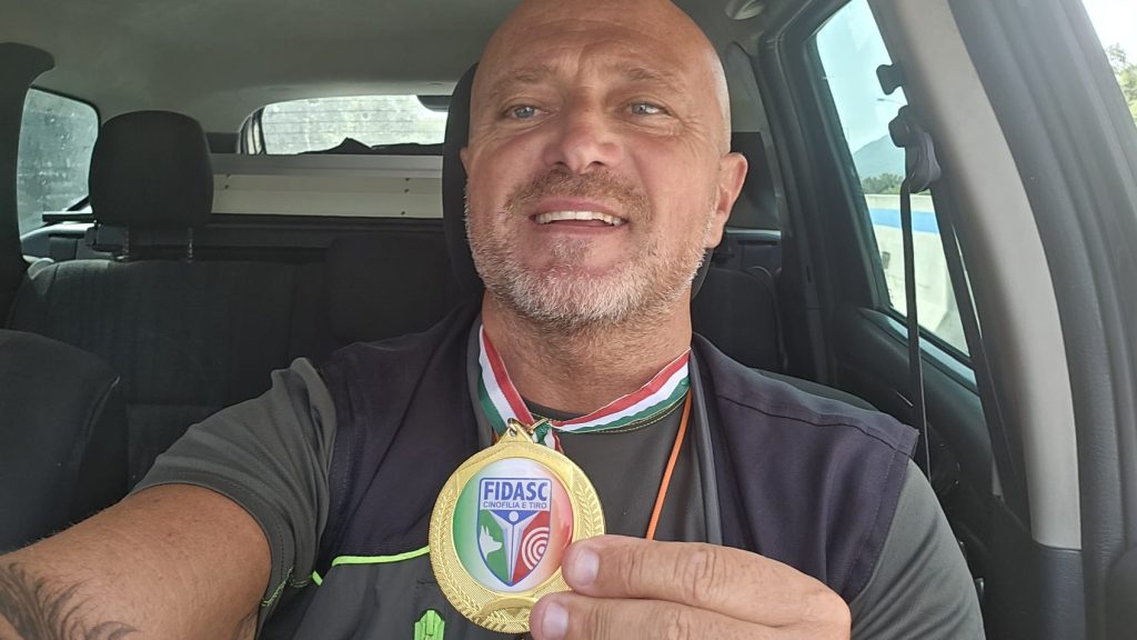 Dalla caccia pratica alla Nazionale: lavellano Carmine Pedalino e Zoe dei Silaris volano agli Europei Dalla caccia pratica alla Nazionale: lavellano Carmine Pedalino e Zoe dei Silaris volano agli Europei