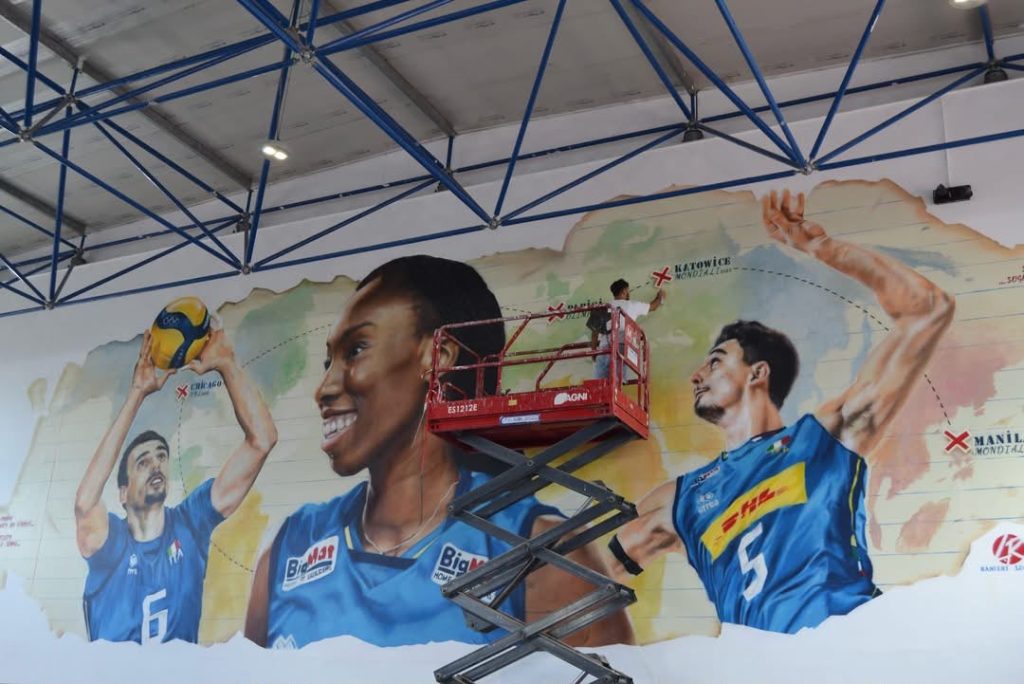 Poggiomarino celebra l’Italvolley: Egonu, Giannelli e Michieletto diventano un murale