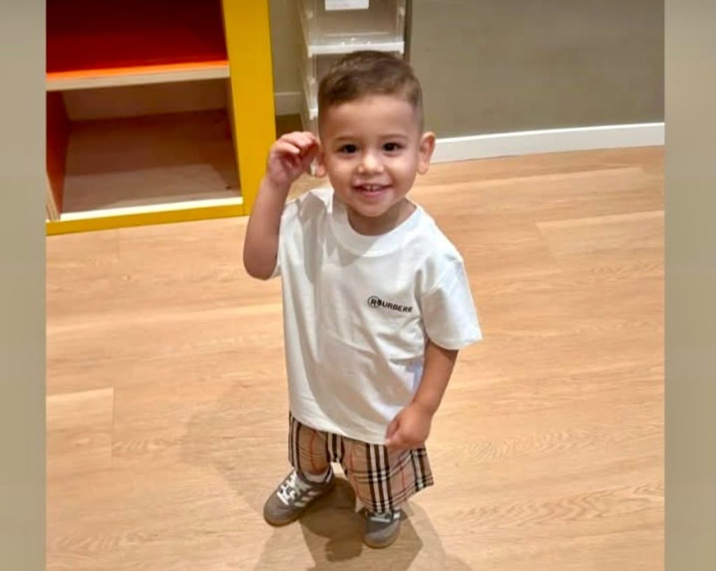 Napoli, il piccolo Giuseppe D’Andrea compie 2 anni: una giornata di festa e tanti auguri! Napoli, il piccolo Giuseppe D’Andrea compie 2 anni: una giornata di festa e tanti auguri!