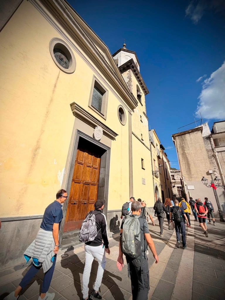 Dalle Basiliche di Cimitile al Santuario di Mugnano: 23 chilometri sulle strade di Santa Filomena.(Foto)