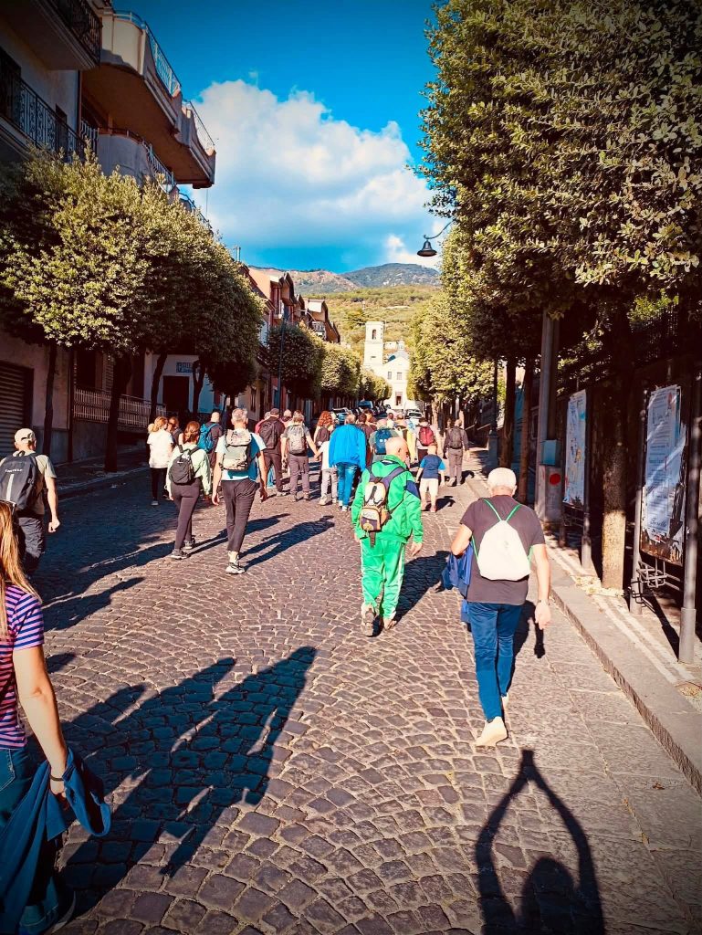 Dalle Basiliche di Cimitile al Santuario di Mugnano: 23 chilometri sulle strade di Santa Filomena.(Foto)