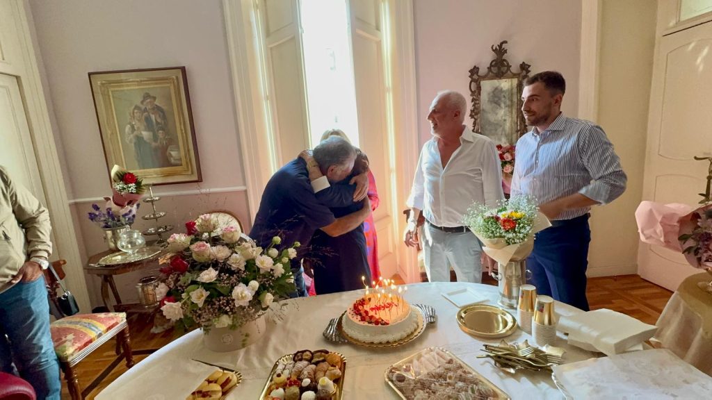 Mugnano del Cardinale festeggia i 100 anni di Giulia Tusei: un secolo di vita circondata dall’affetto della sua famiglia.(Foto)