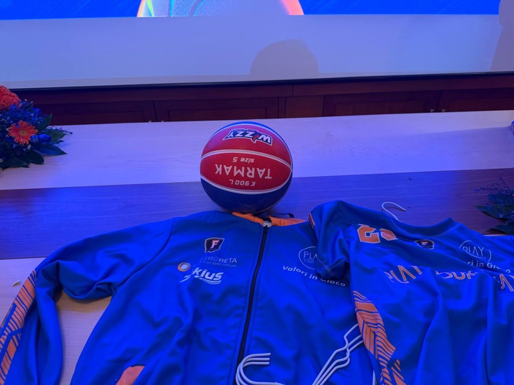 Quadrelle, presentata la nuova stagione di Play Your Way: sport, inclusione e formazione Quadrelle, presentata la nuova stagione di Play Your Way: sport, inclusione e formazione