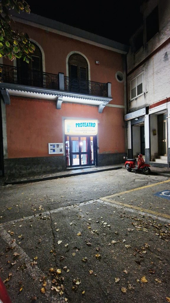 BAIANO. Uno per tre ‘O Mercato.. ‘A Ferrovia.. Piazza IV Novembre BAIANO. Uno per tre ‘O Mercato.. ‘A Ferrovia.. Piazza IV Novembre